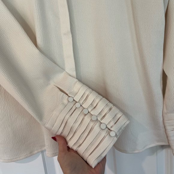 Express button down blouse - Picture 3 of 5